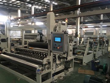 Dauerhafte Slitter Rewinder-Maschine, Papierrollenrückspulenmaschine Adjsutable-Schlitzbreite